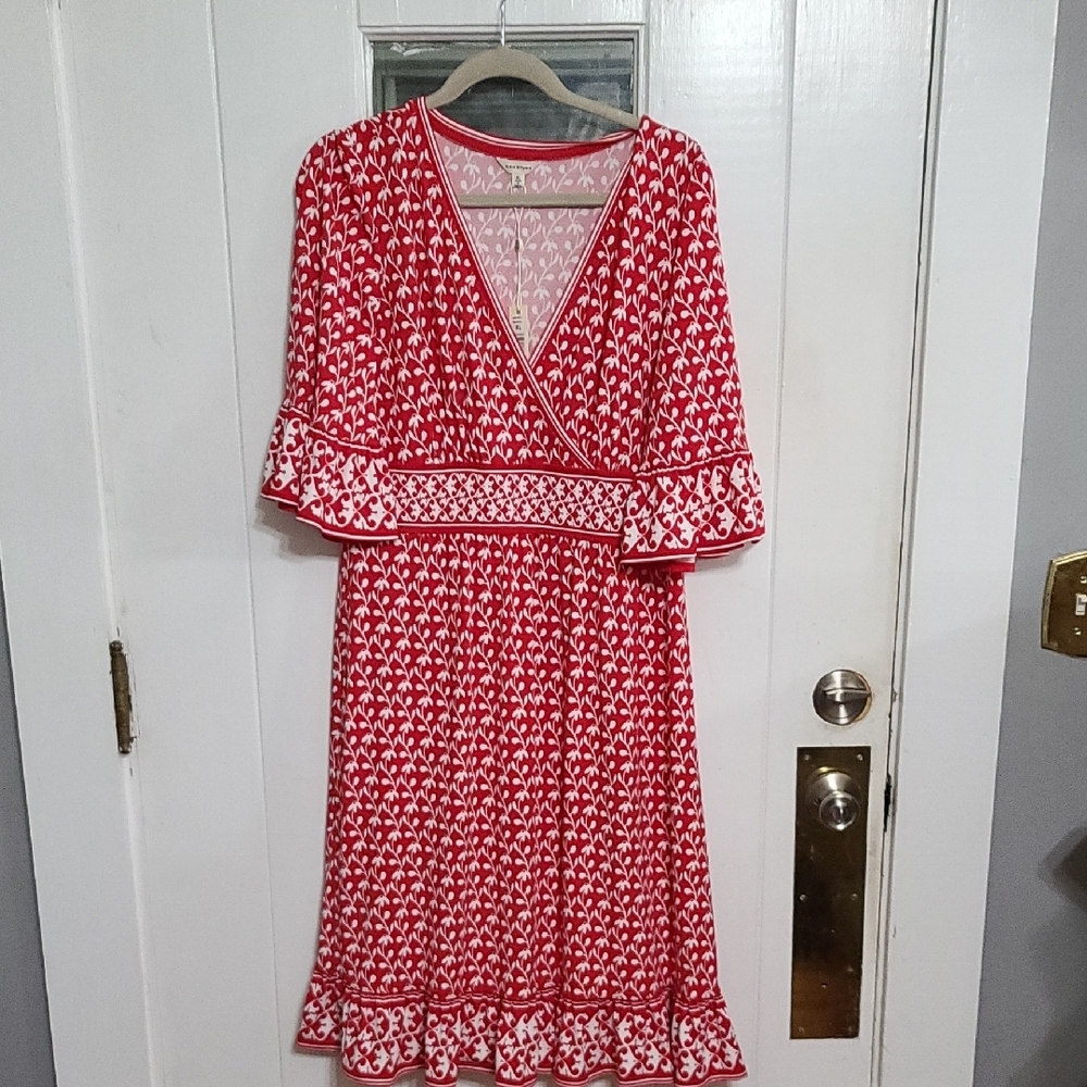 NWT Max Studio Womens Wrap Style Dress Red/White‎ Floral Ruffly Stretchy Sz XL
